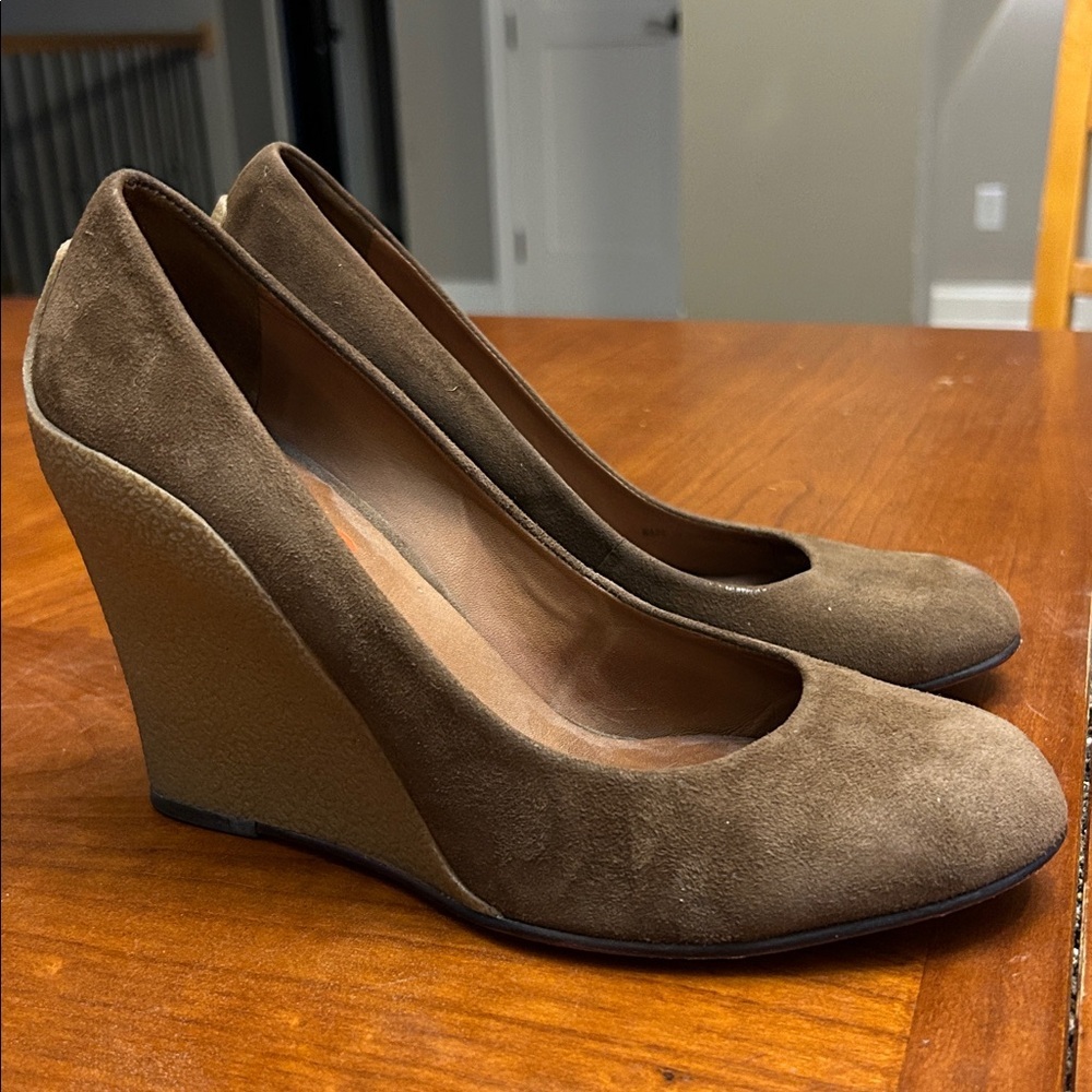 Michael Kors Brown Suede Wedge Heels size 7.5